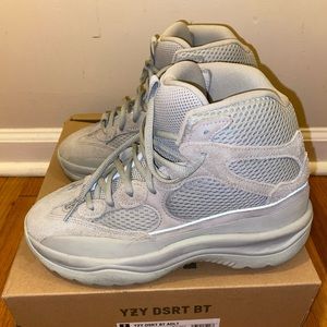 Yeezy DSRT BT salt